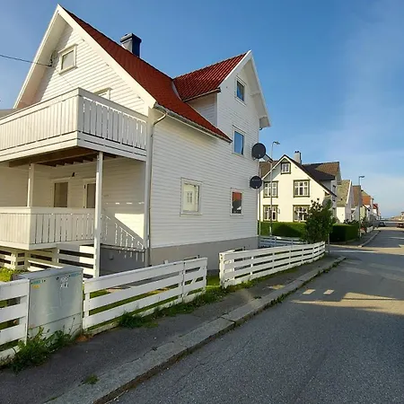 Modern Lyse Fjord Apartamento